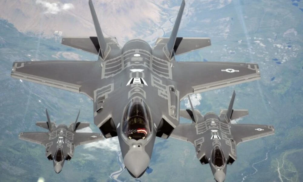 Το F-35 Fighter θα αποκτήσει νέο πύραυλο: Μπορεί να παραβιάσει βαριά αμυνόμενο εναέριο χώρο - Η Ρουμανία εντάσσεται “στο καραβάνι” των F-35
